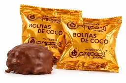 Bolitas de coco envueltas a máquina